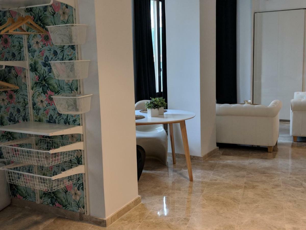 Apartamentos Arc Felix Saenz - 2 3 Malaga Exterior photo